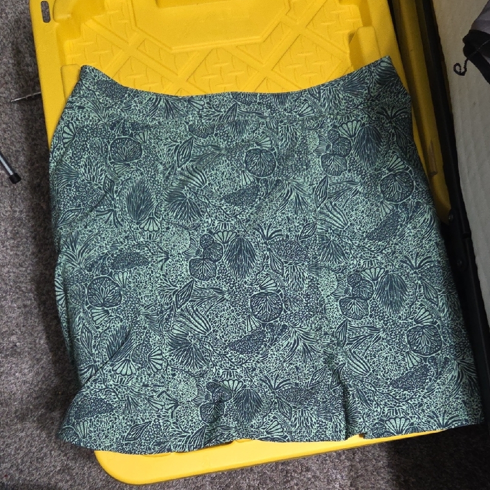 Floral Patterned Green Ripskirt - Picture 2 of 6